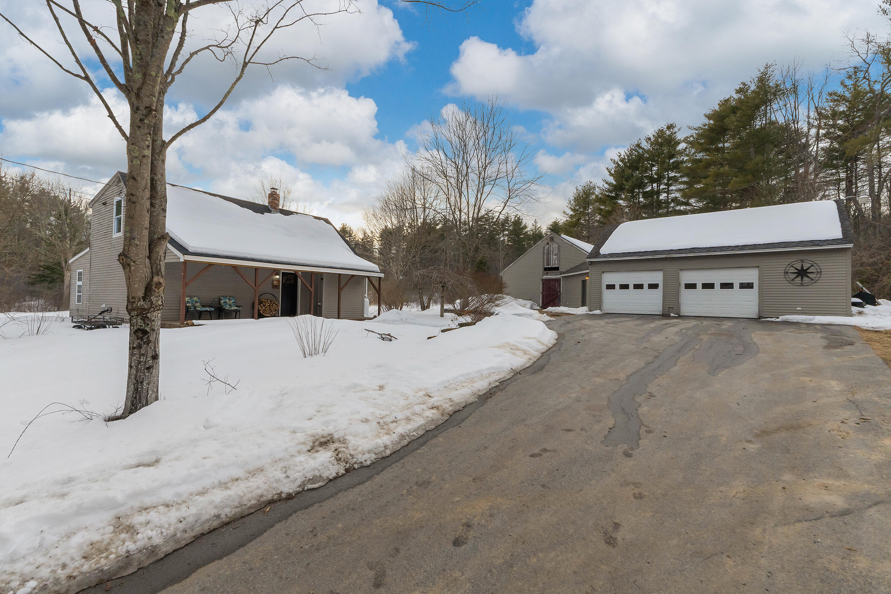 1295 Long Plains Road Buxton ME 04093