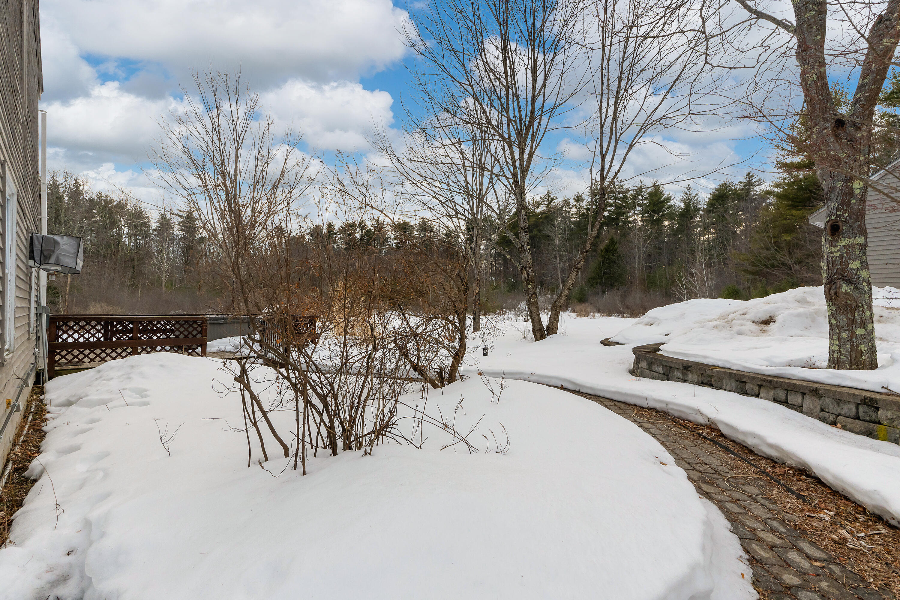 1295 Long Plains Road Buxton ME 04093