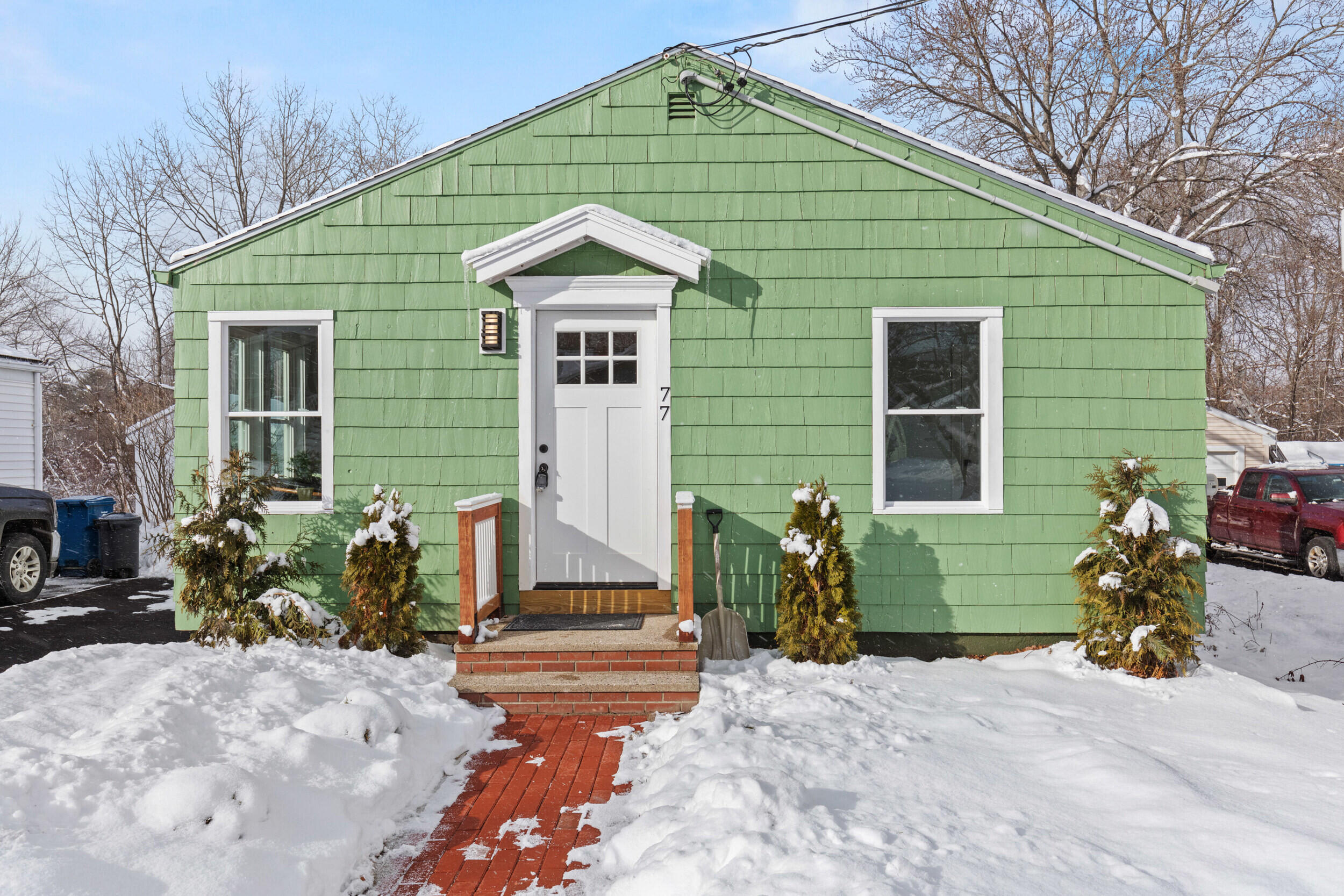 77 Edgewood Avenue Portland ME 04103