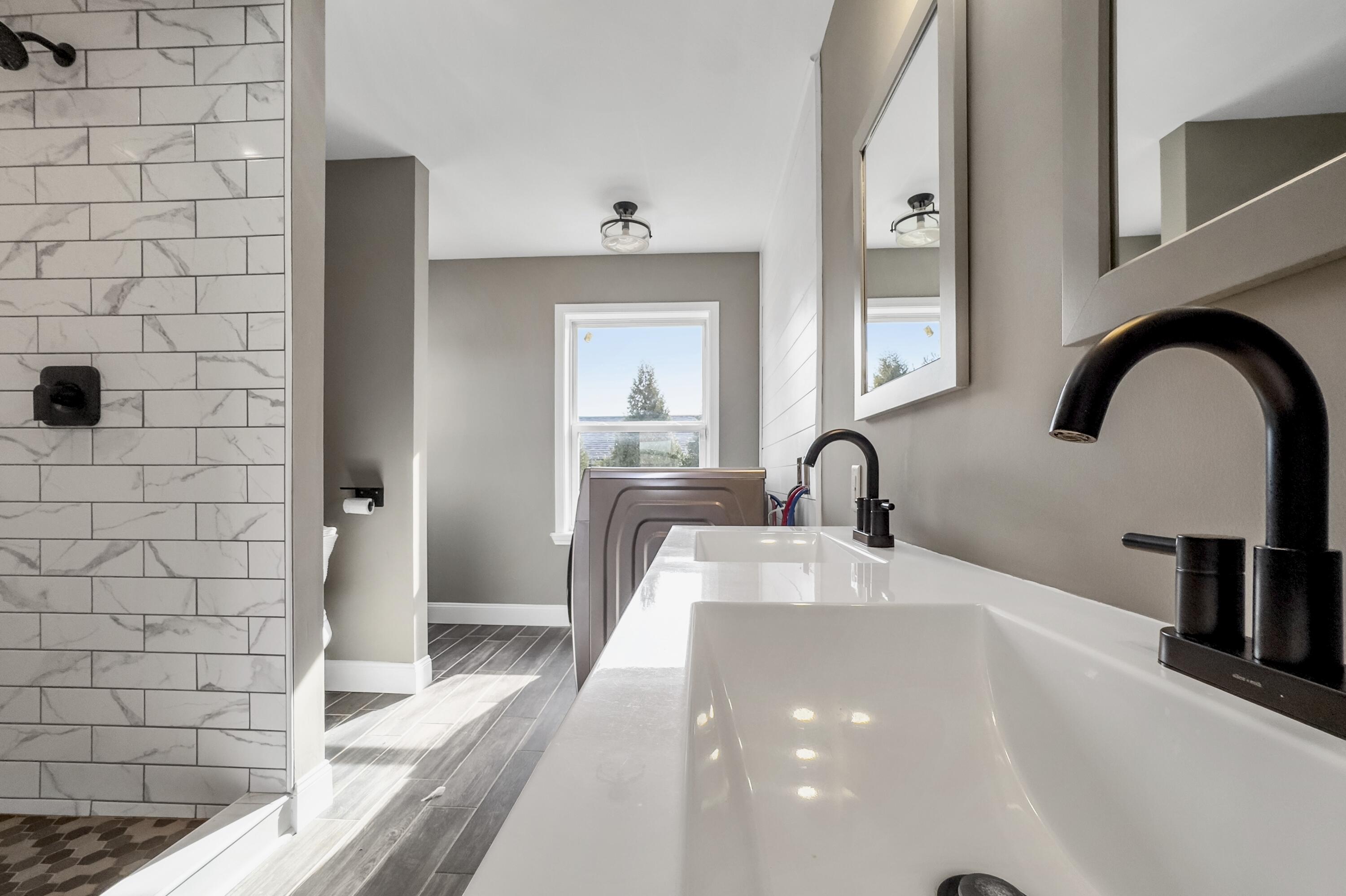 11 Meadow Lane Cushing ME 04563