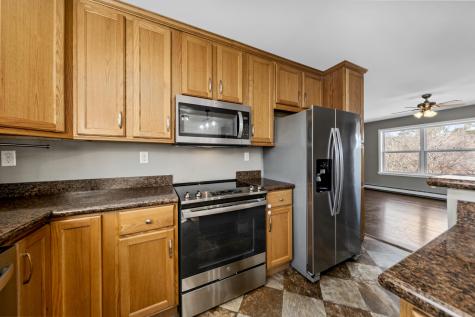 11 Meadow Lane Cushing ME 04563