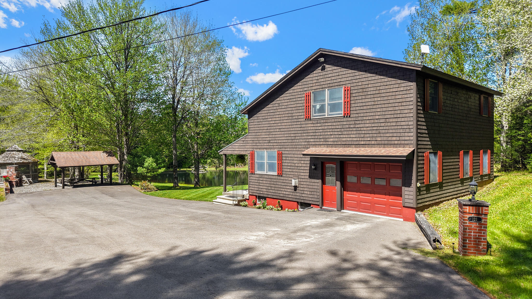 121 Hartford Lane Sangerville ME 04479