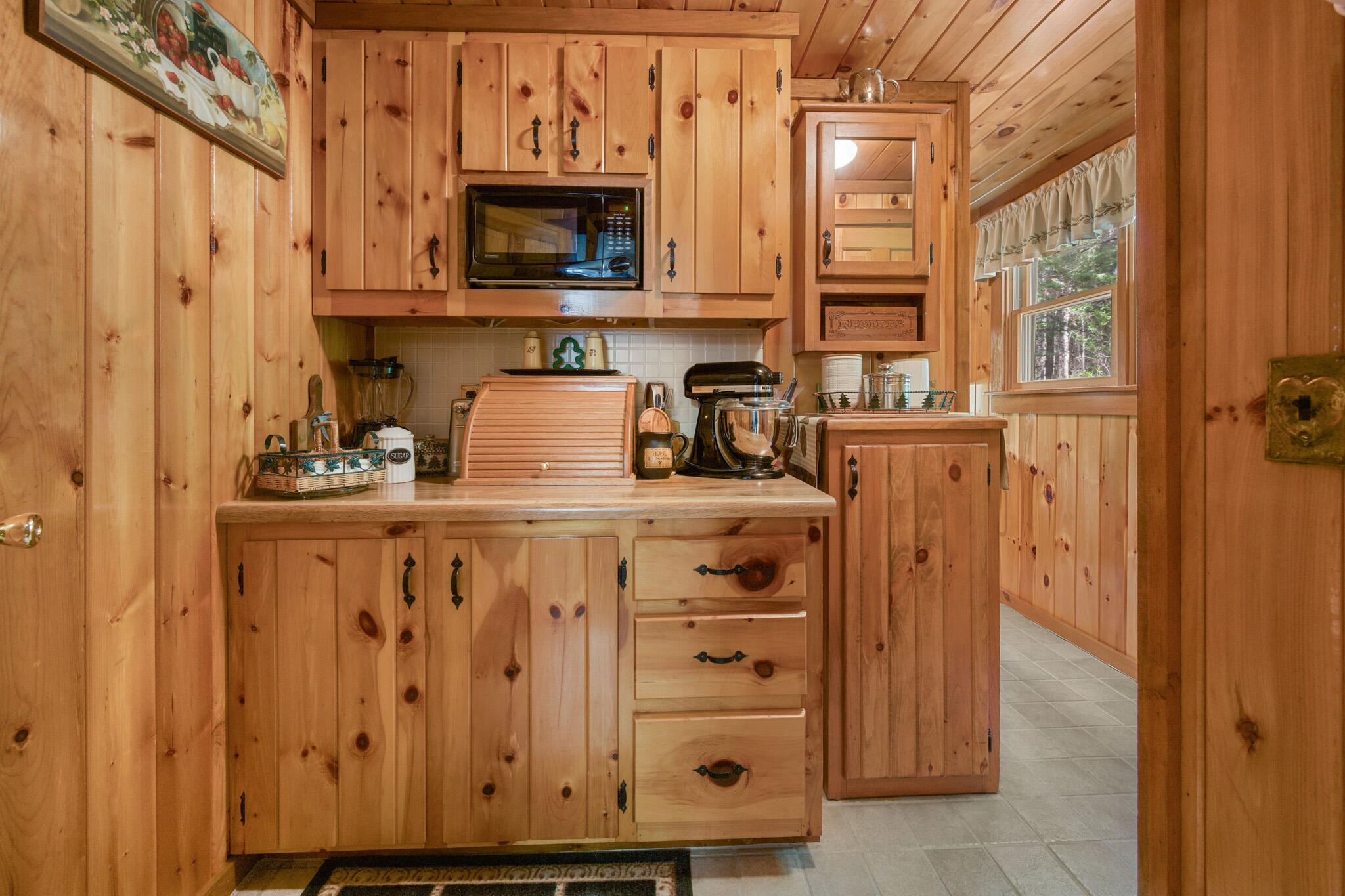 121 Hartford Lane Sangerville ME 04479