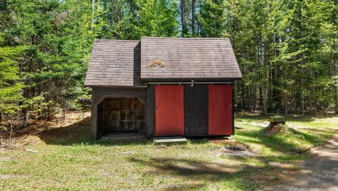 121 Hartford Lane Sangerville ME 04479