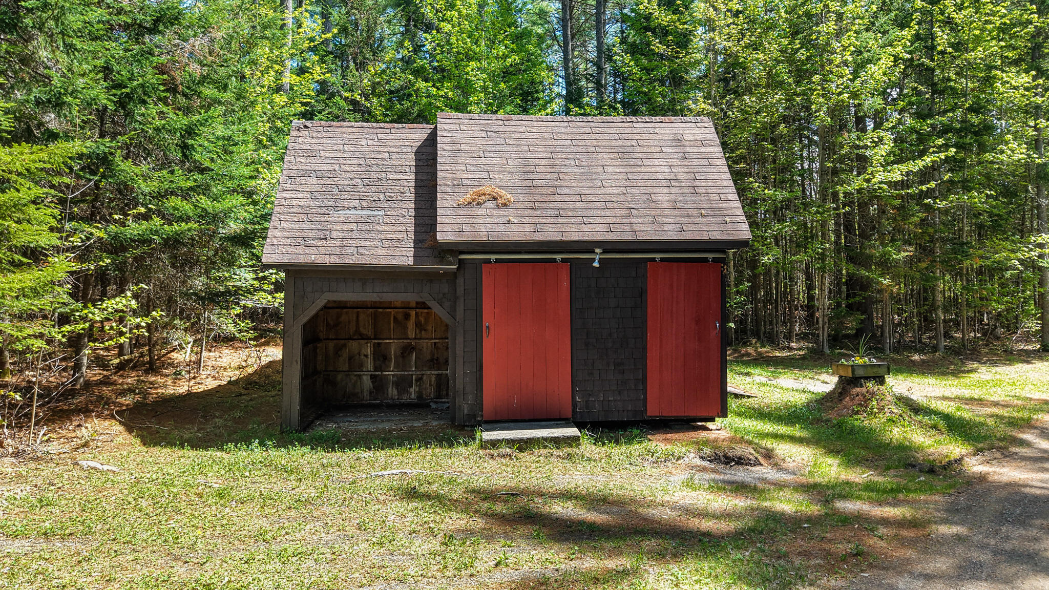 121 Hartford Lane Sangerville ME 04479