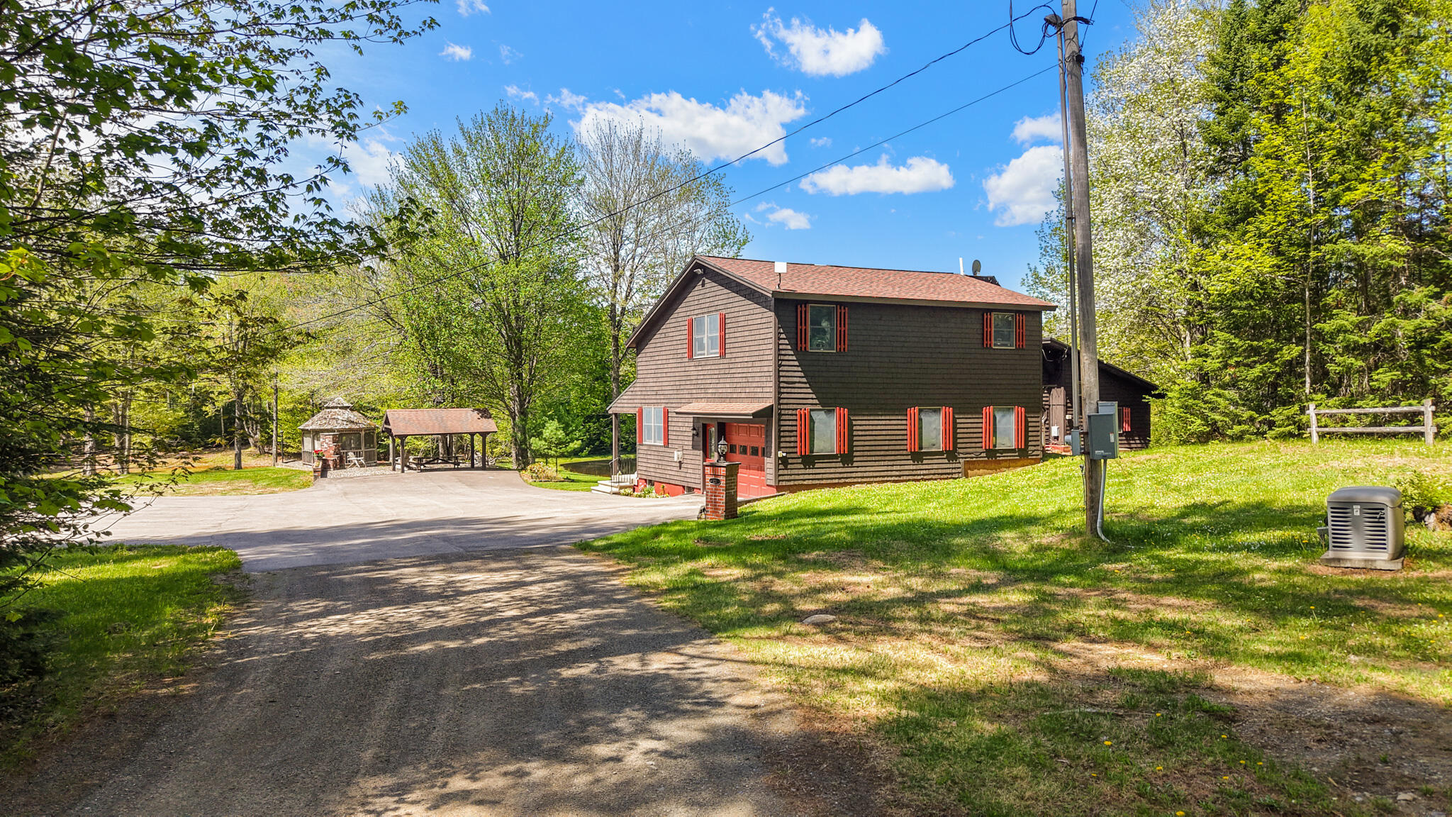 121 Hartford Lane Sangerville ME 04479