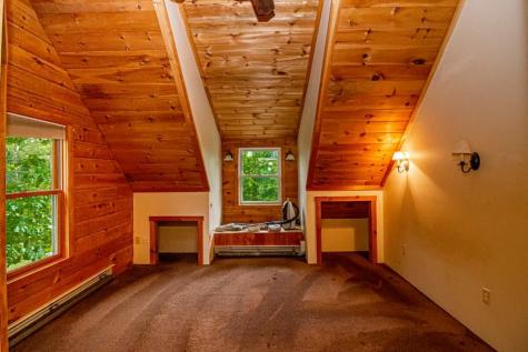 172 Swan Road New Sharon ME 04955