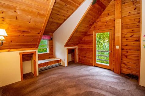 172 Swan Road New Sharon ME 04955