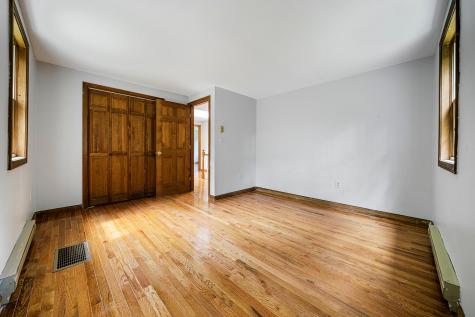 11 Heritage Lane Falmouth ME 04105