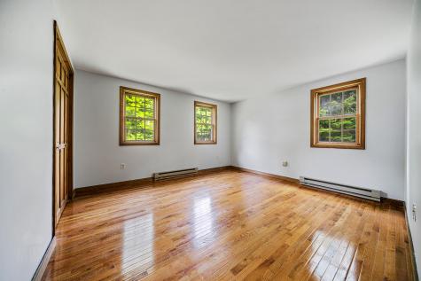 11 Heritage Lane Falmouth ME 04105