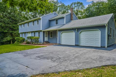 11 Heritage Lane Falmouth ME 04105