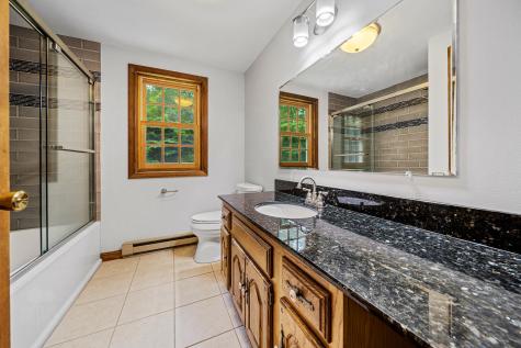 11 Heritage Lane Falmouth ME 04105