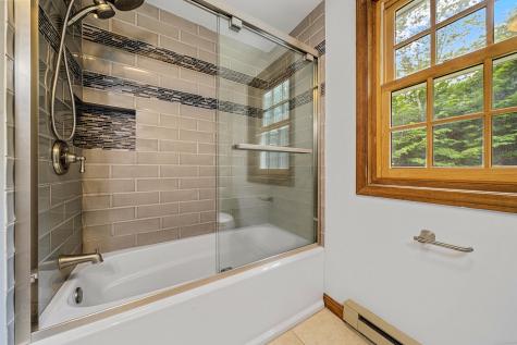 11 Heritage Lane Falmouth ME 04105