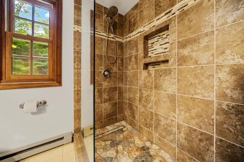 11 Heritage Lane Falmouth ME 04105