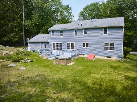 11 Heritage Lane Falmouth ME 04105