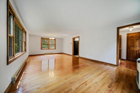 11 Heritage Lane Falmouth ME 04105
