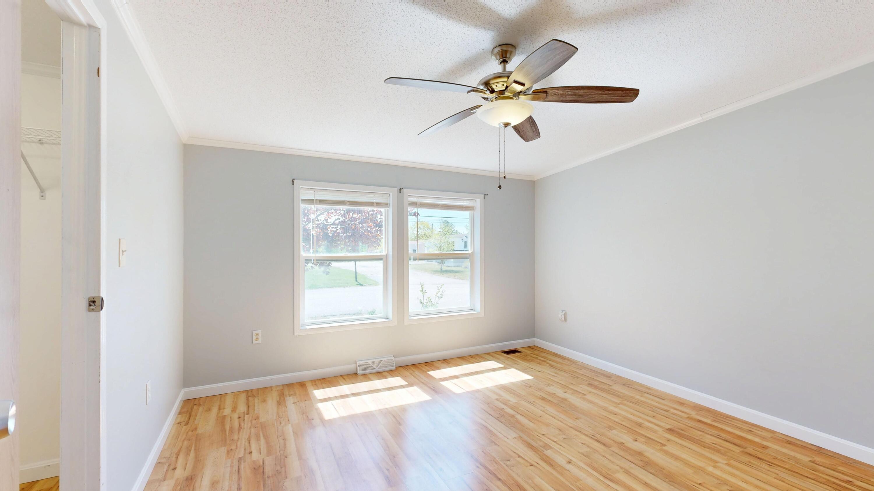 155 Town And Country Drive Norway ME 04268
