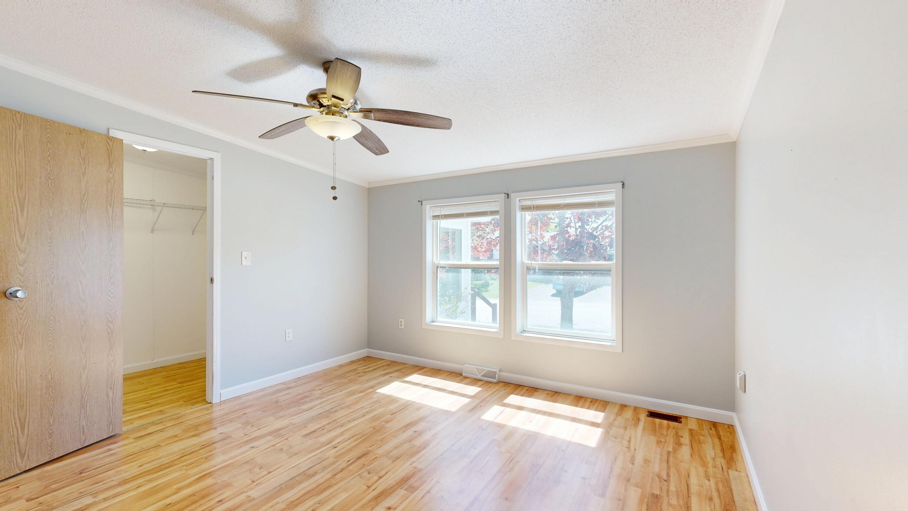 155 Town And Country Drive Norway ME 04268