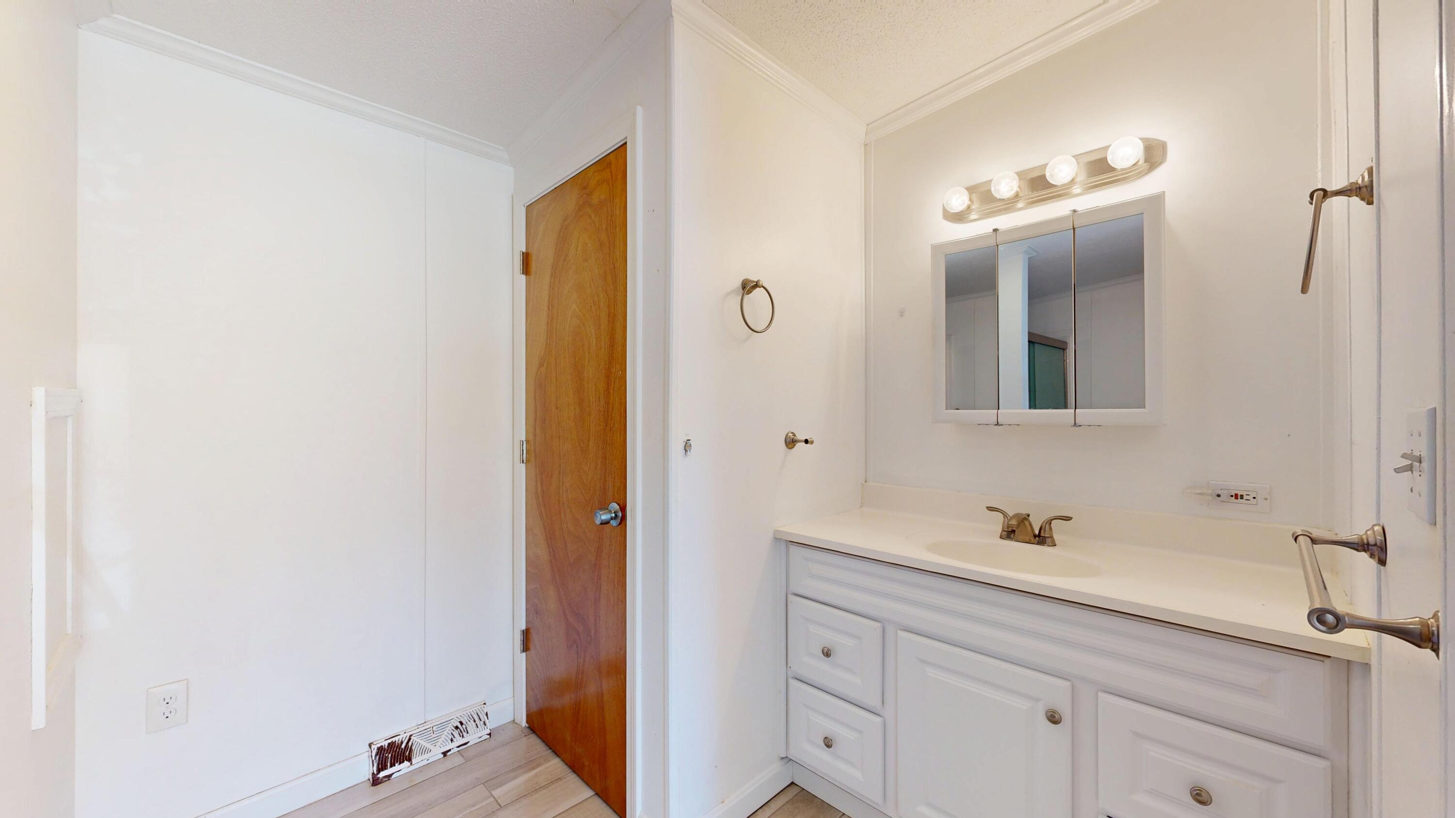 155 Town And Country Drive Norway ME 04268