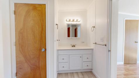155 Town And Country Drive Norway ME 04268