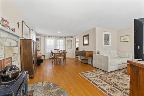 47 Pleasant Hill Road Falmouth ME 04105