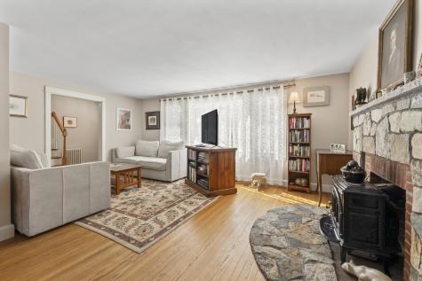 47 Pleasant Hill Road Falmouth ME 04105