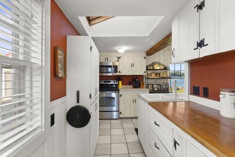 1723 Us 1 Highway Sullivan ME 04664