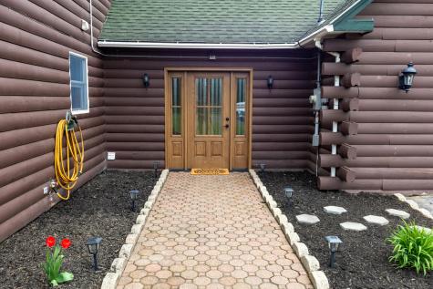 118 County Woods Road Newport ME 04953