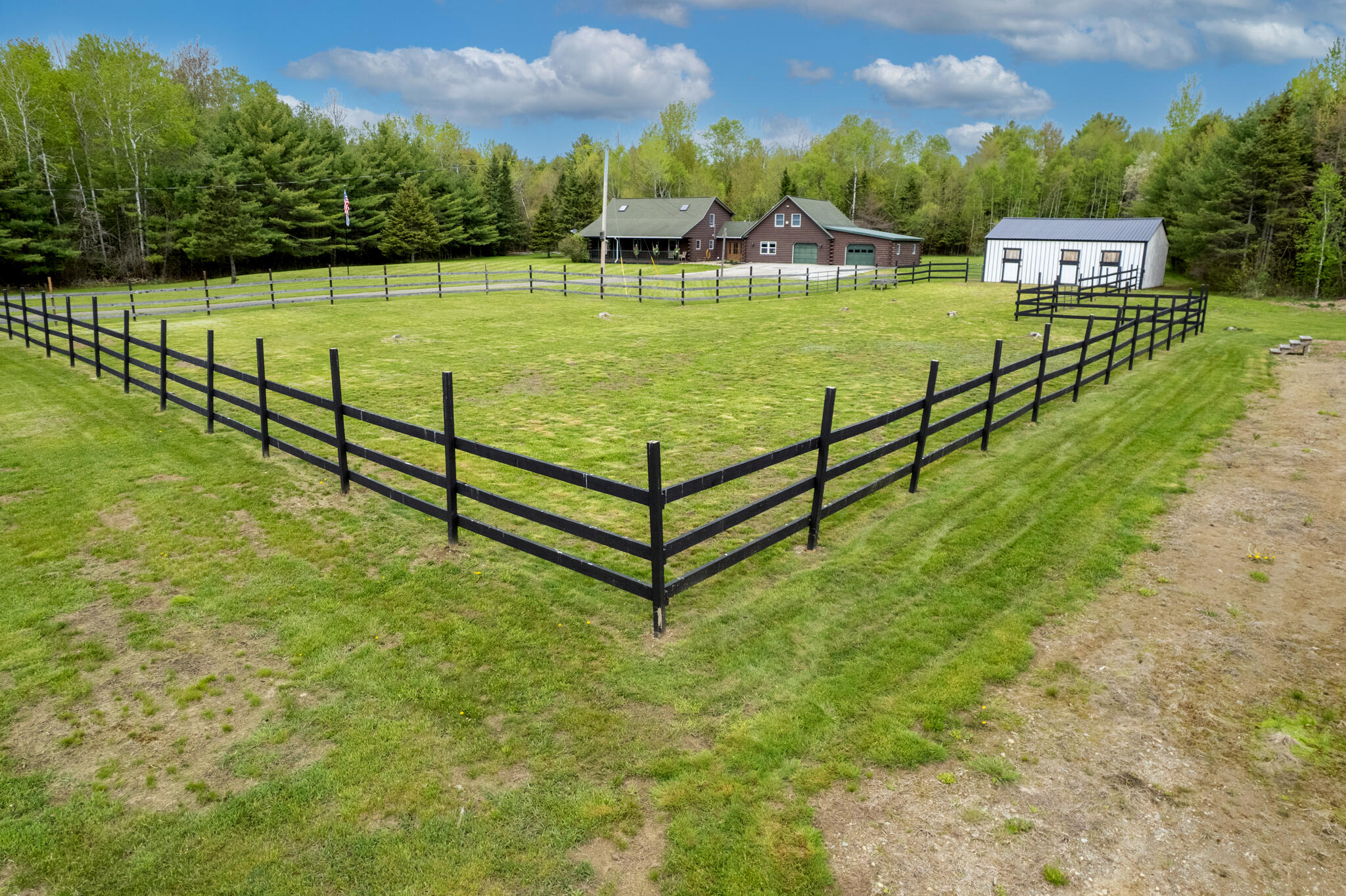 118 County Woods Road Newport ME 04953
