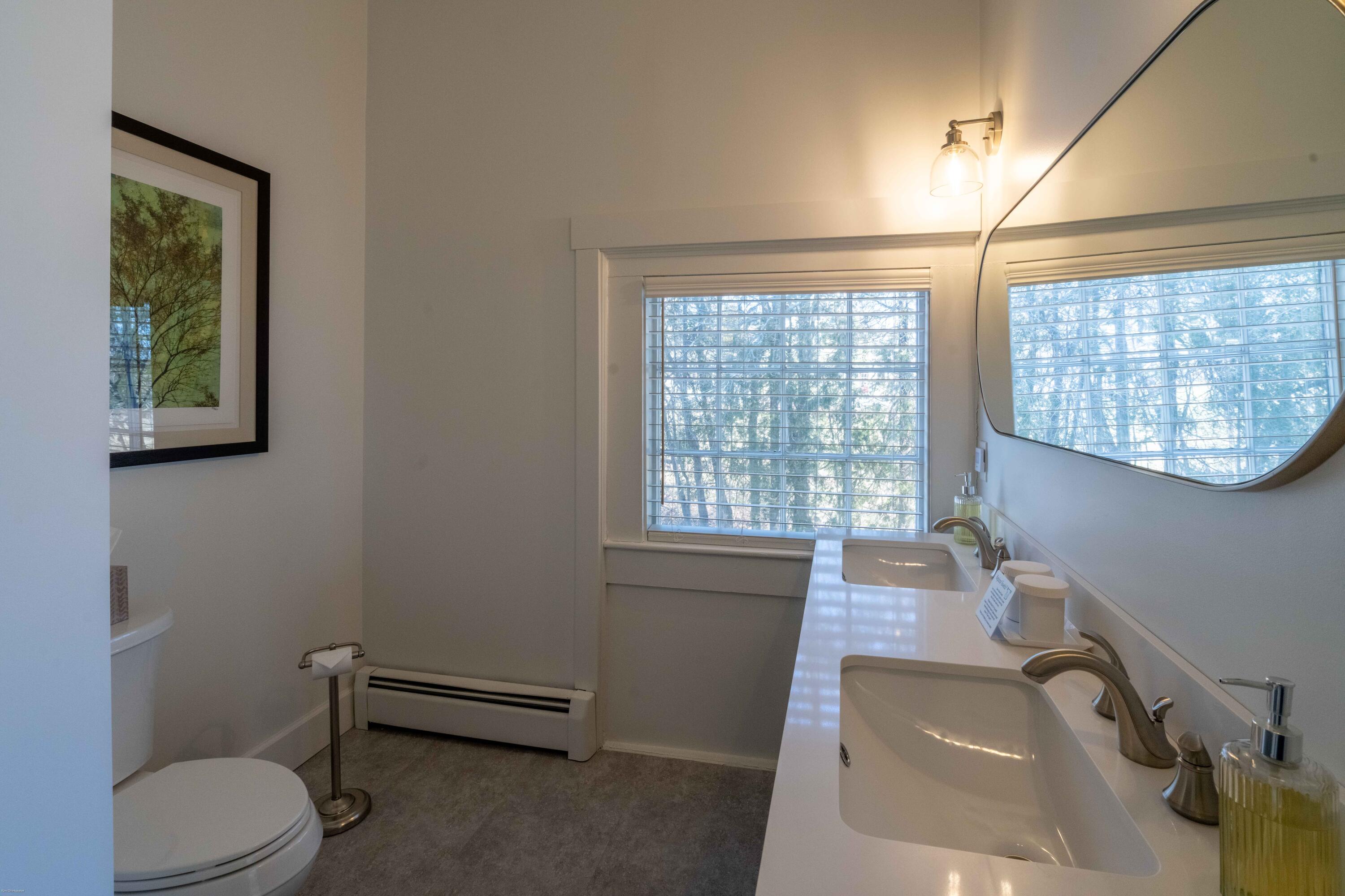 121 E Main Street Searsport ME 04974
