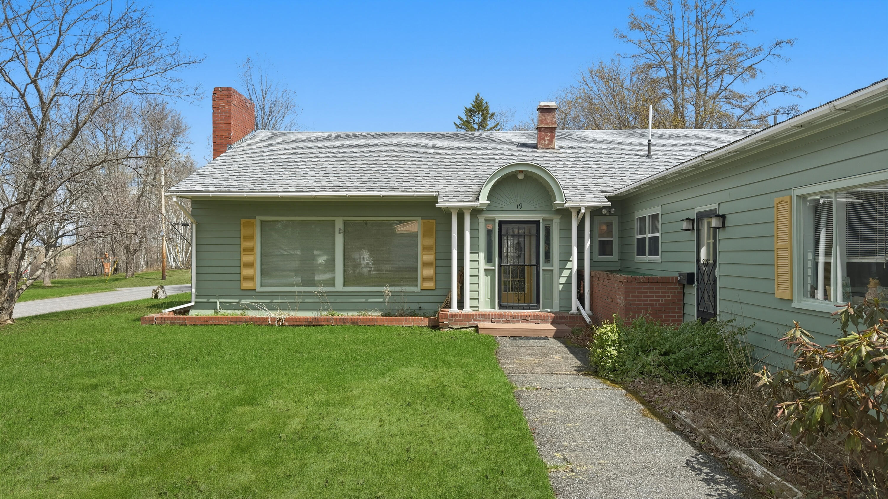19 Macarthur Avenue Caribou ME 04736