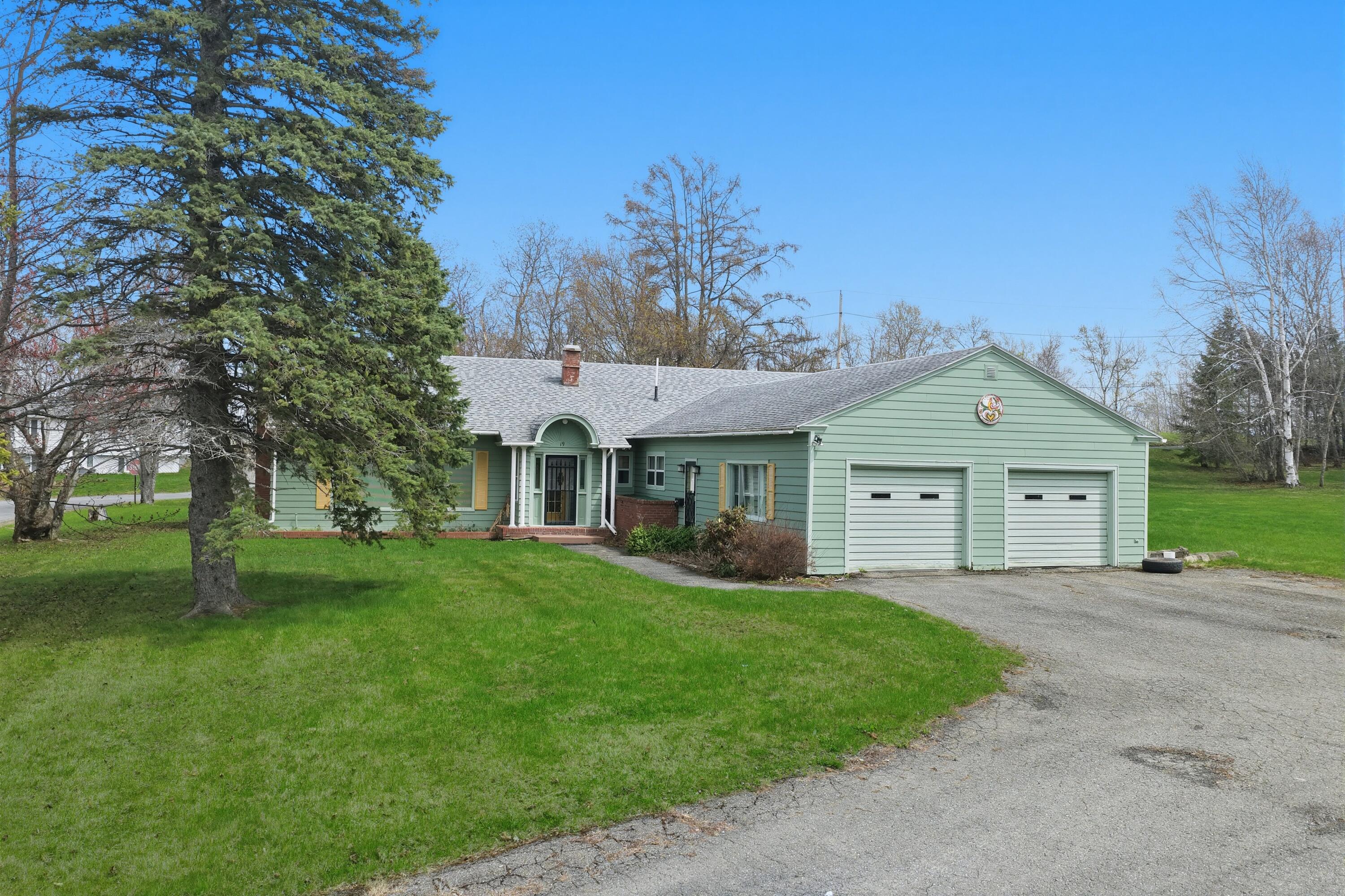 19 Macarthur Avenue Caribou ME 04736