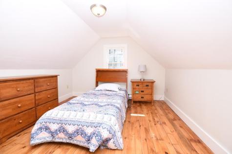 32 Water Street Kennebunk ME 04043