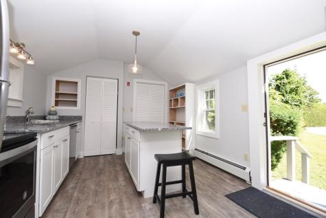 32 Water Street Kennebunk ME 04043