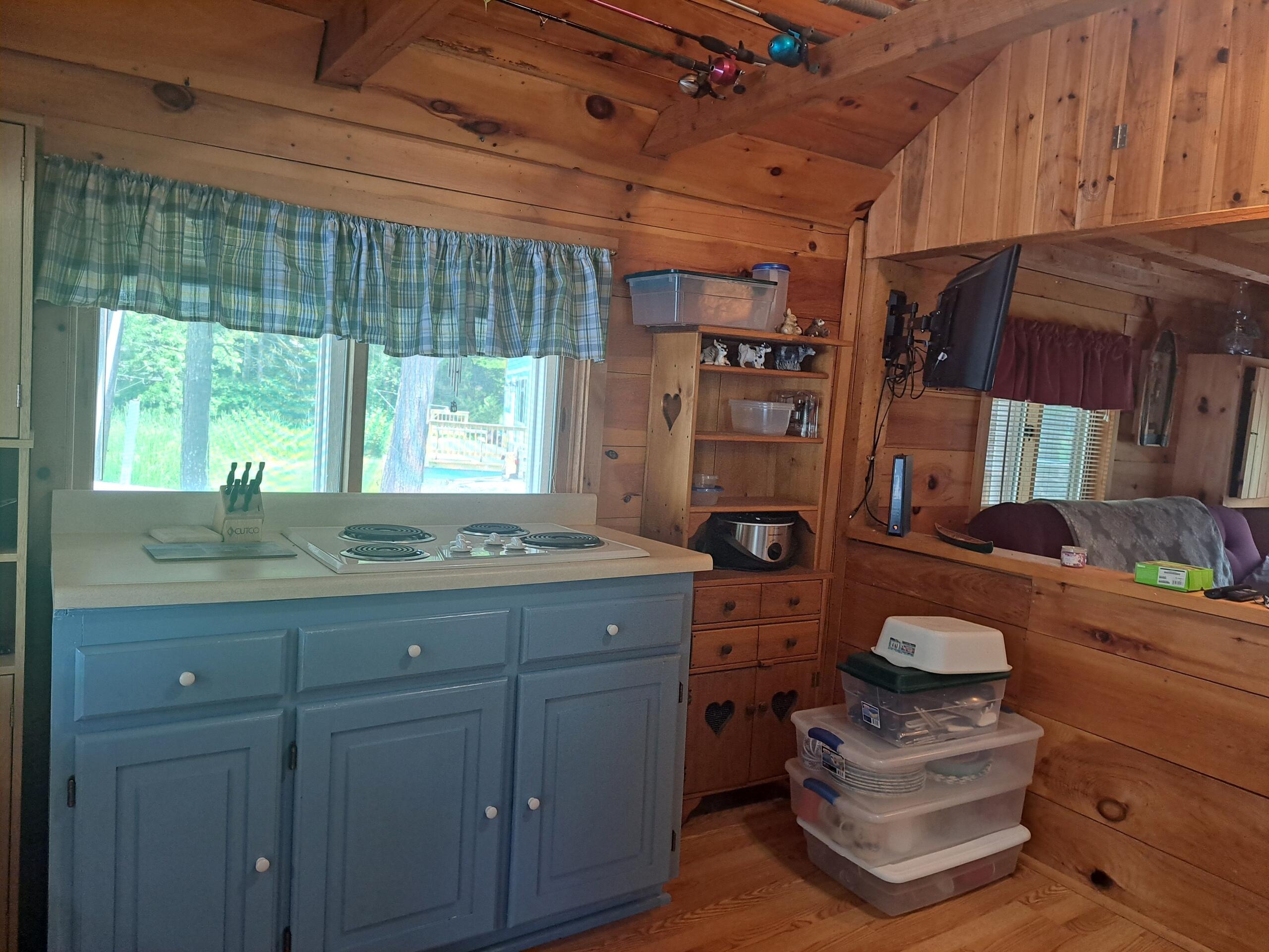 129 Cardinal Lane Dexter ME 04930