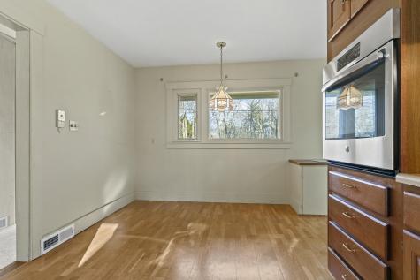 447 Wiscasset Road Boothbay ME 04537