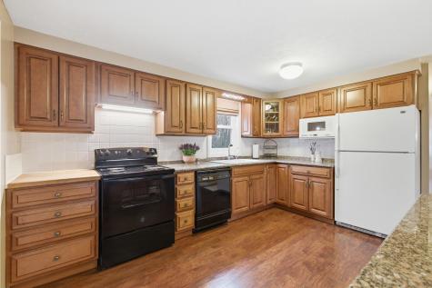 7 Littlefield Drive Kennebunk ME 04043