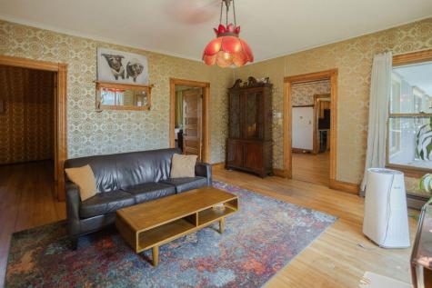 72 Main Street Peru ME 04290