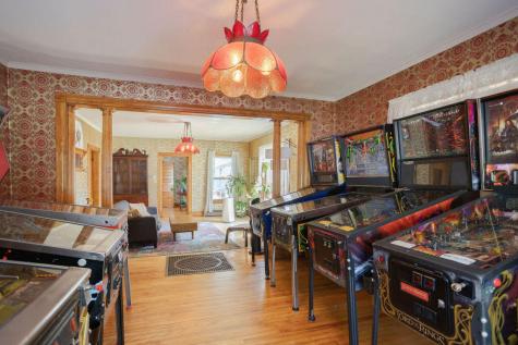 72 Main Street Peru ME 04290