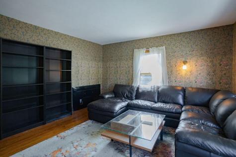 72 Main Street Peru ME 04290