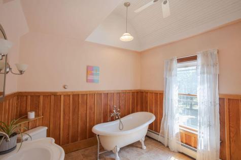 72 Main Street Peru ME 04290