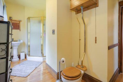 72 Main Street Peru ME 04290