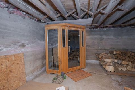 72 Main Street Peru ME 04290