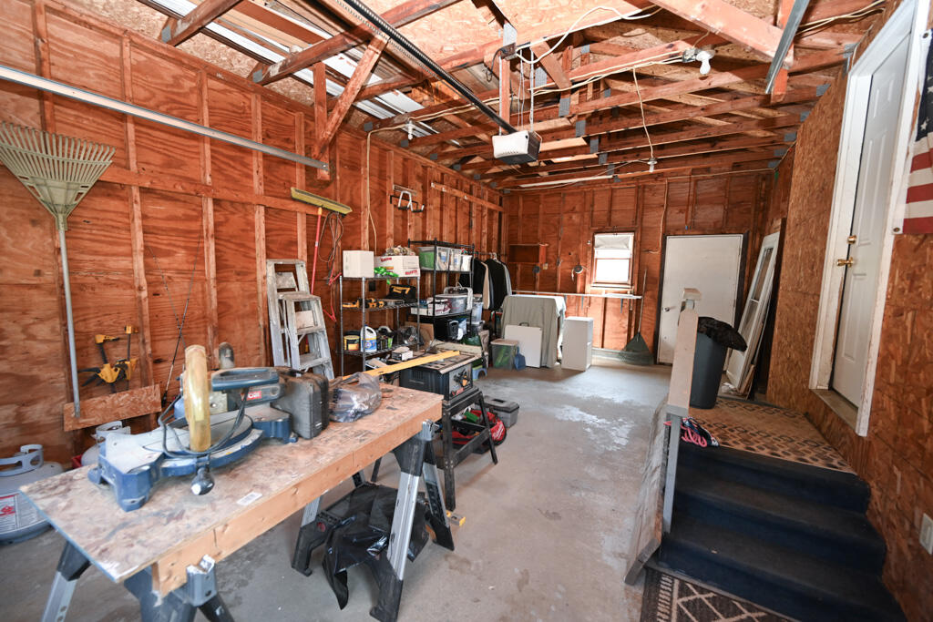 22 Wheelden Heights Hampden ME 04444