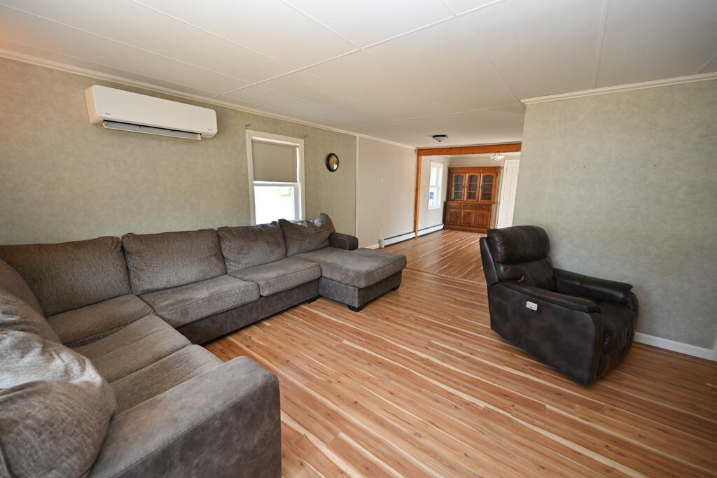 22 Wheelden Heights Hampden ME 04444