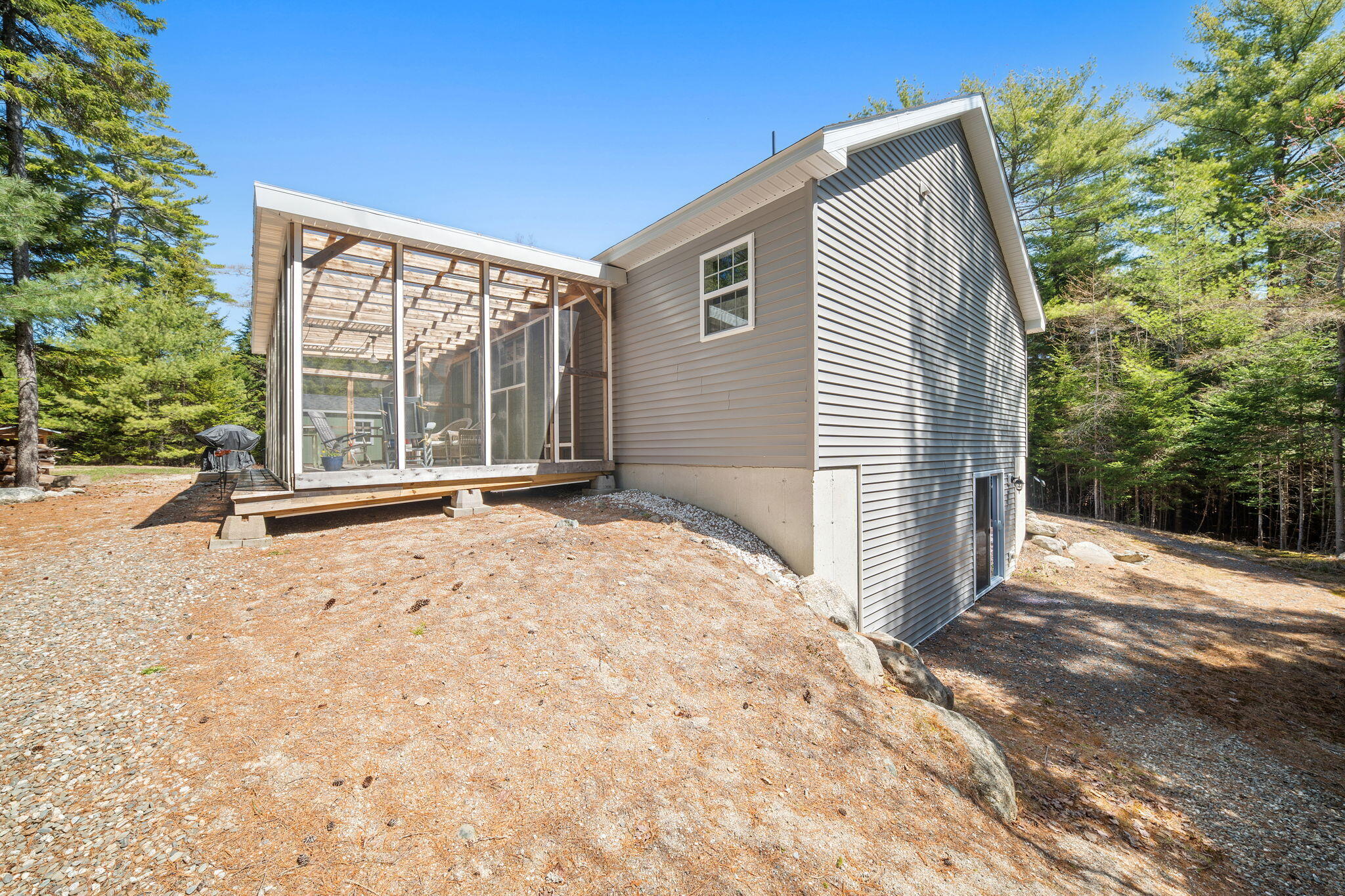 811 Newbury Neck Road Surry ME 04684