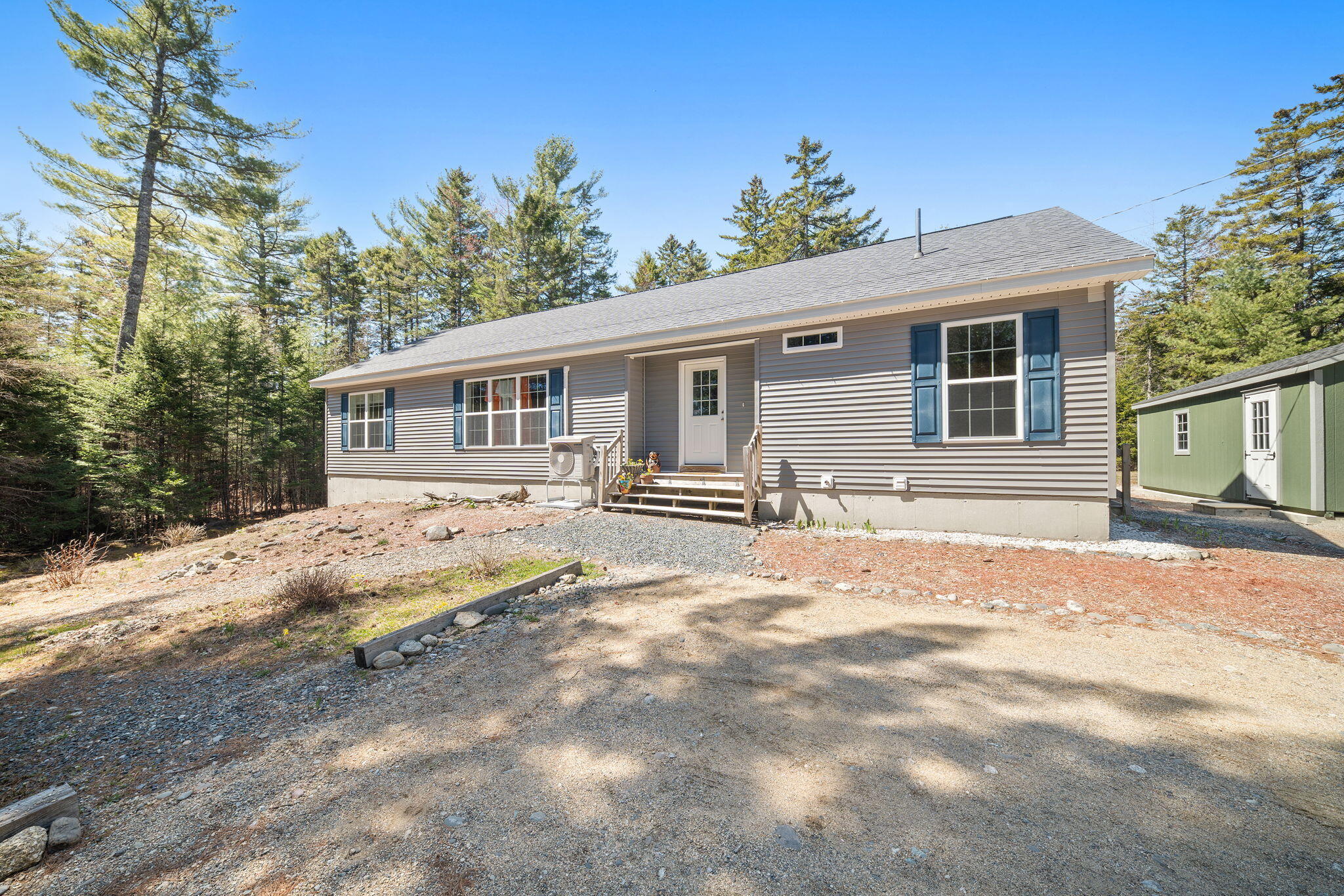 811 Newbury Neck Road Surry ME 04684