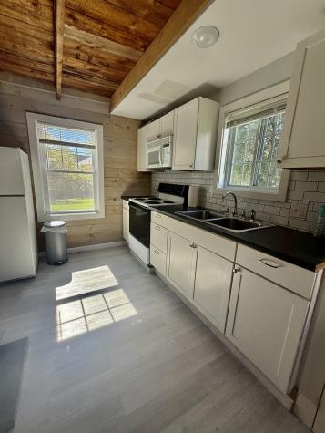 15 Carrolls Lane Rockland ME 04841