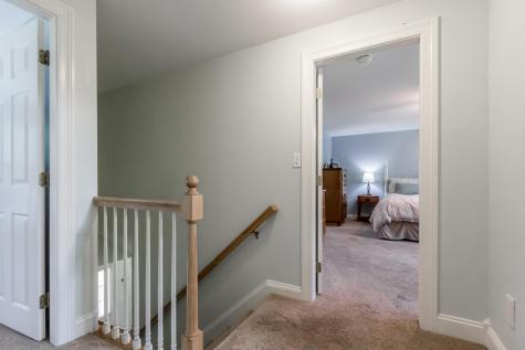 82 Autumn Lane Yarmouth ME 04096