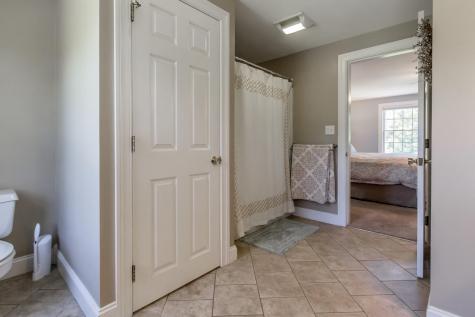 82 Autumn Lane Yarmouth ME 04096